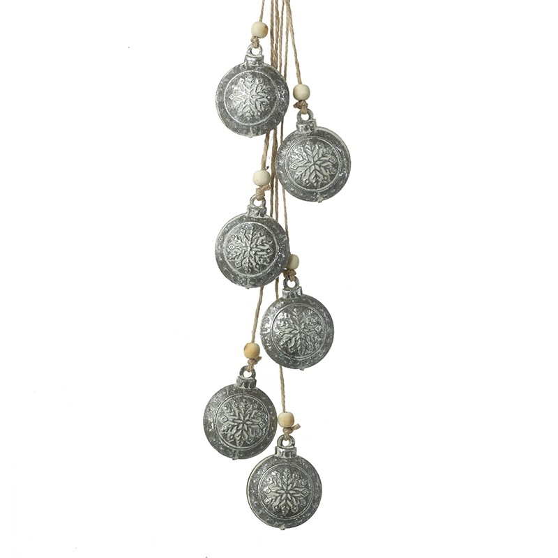 BUNCH OF SILVER BAUBLES..45CM - Image 1