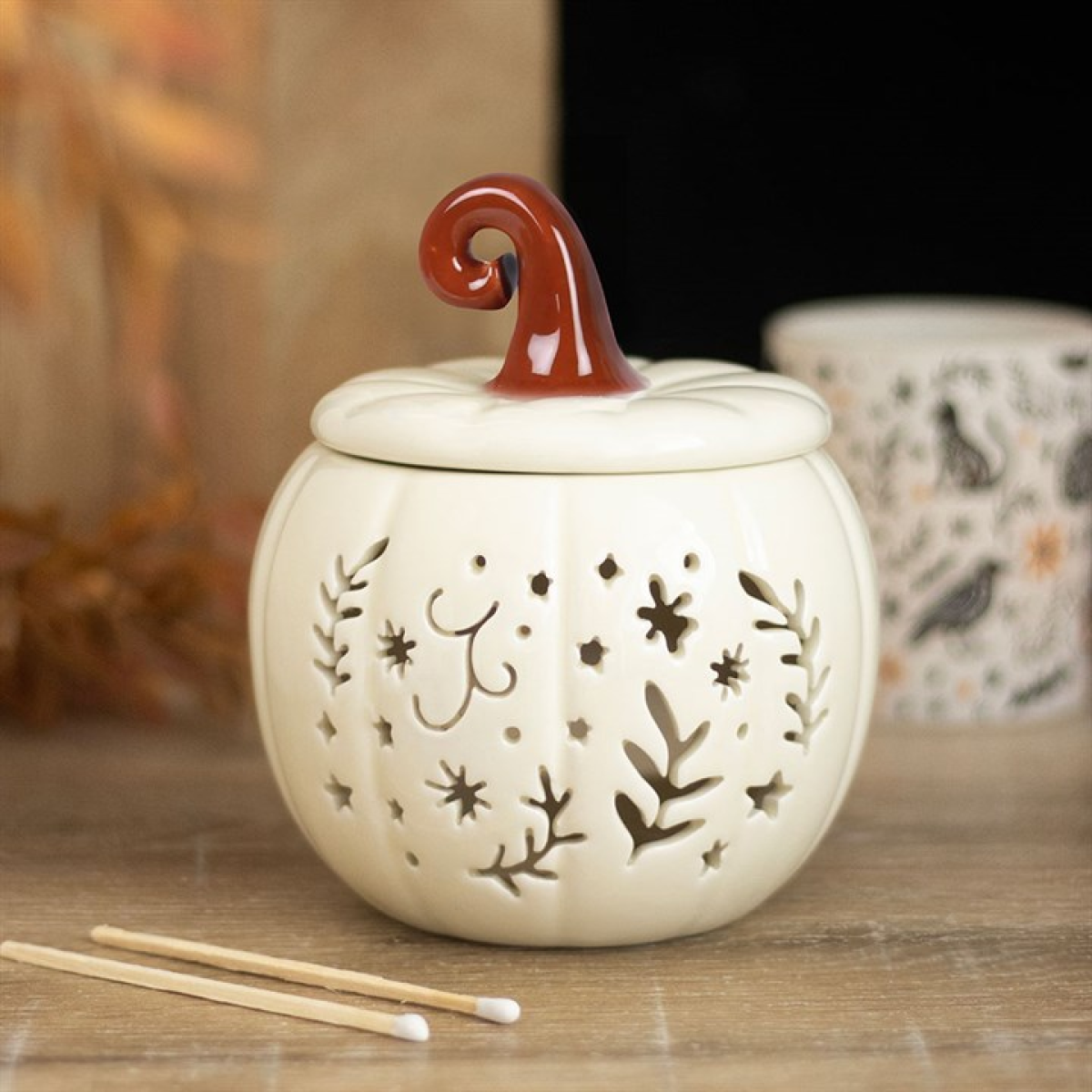 Cream Folk Pumpkin Oil Burner and Wax Warmer - Image 1